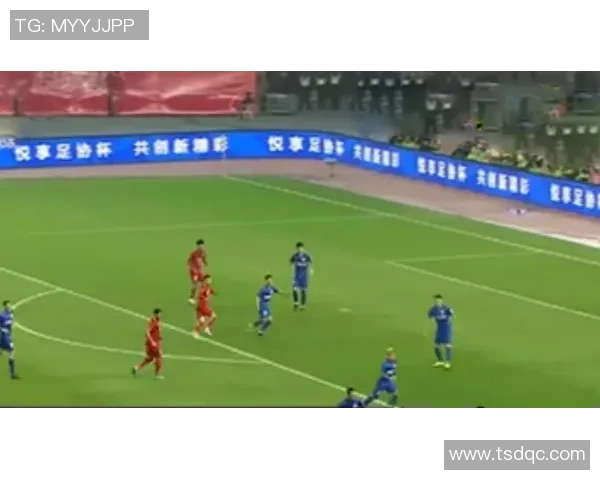 重庆足球队在世锦赛中的团队协作表现分析与评价